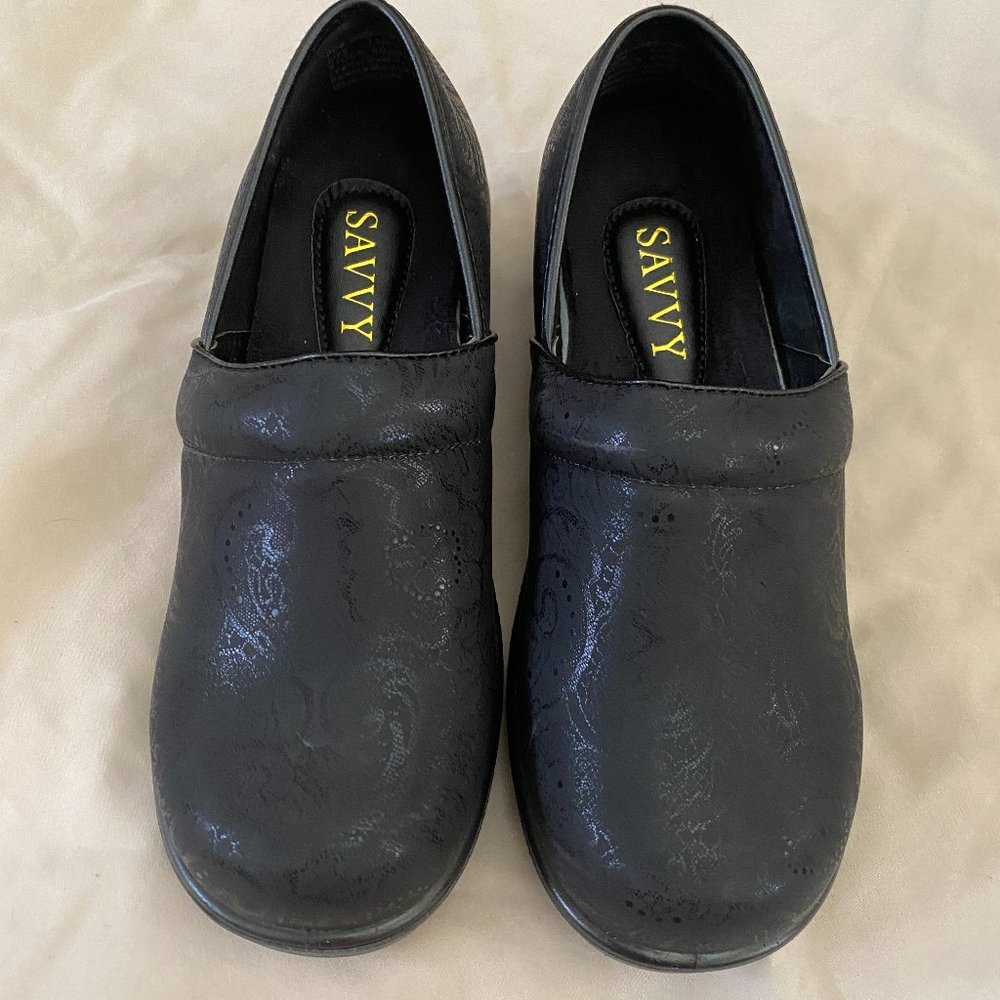 Savvy Brandy shoes black paisley clogs, Size 7.5, NEW, never worn.
